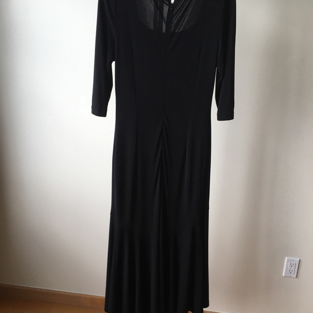 Dress - Picture 3 of 7